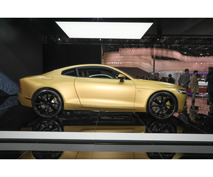 Polestar 1 2021 Gold Collection edition official pictures